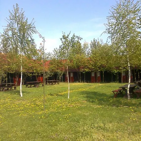 Nyirfaliget Lovaskemping Es Turistahaz * Nyíregyháza